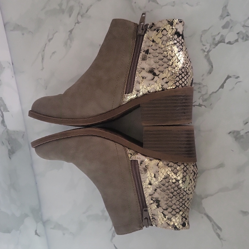 Steve Madden Girls Animal Print Zip Booties - Picture 6 of 11
